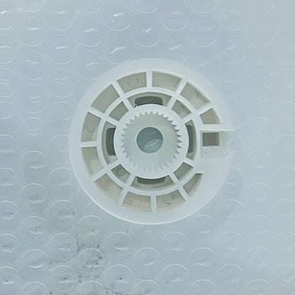 Left Window Regulator Gear for Hyundai Tucson (2015–2021)