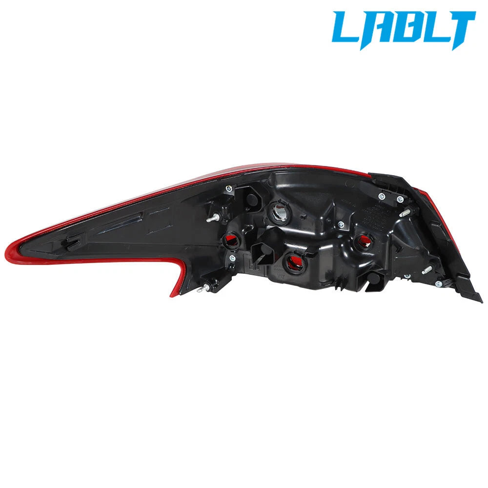 Right Passenger Side Outer Tail Light Lamp for Nissan Altima (2016–2018)