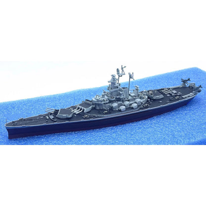 Diecast Model USS Massachusetts BB-59 Battleship 1/1000 Static Display