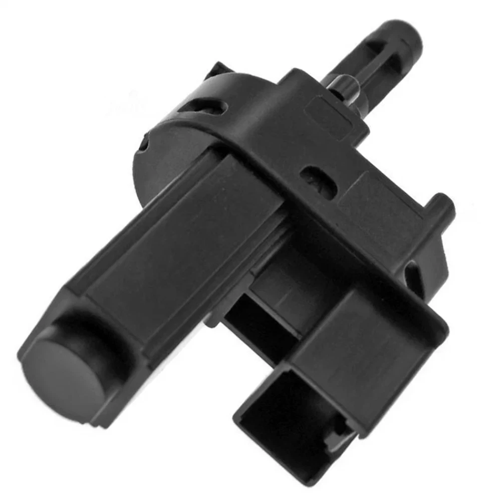 Clutch Pedal Sensor Switch 4M5T7C534AA for Ford B-MAX C-MAX Focus Fiesta Transit (2000–2023)