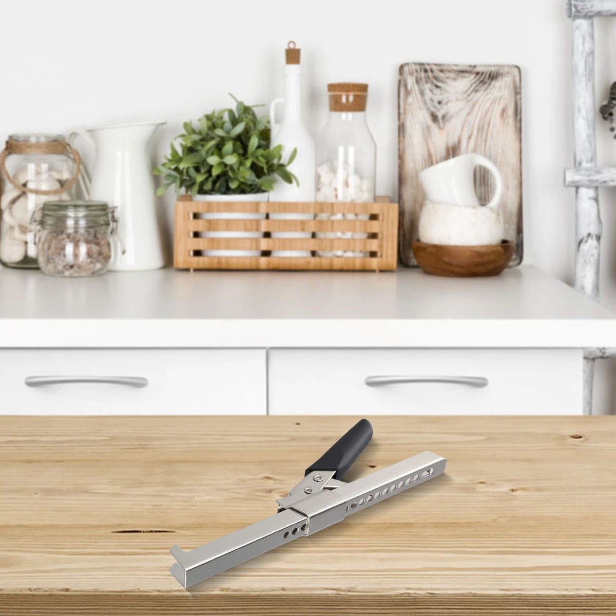 Adjustable Ergonomic Jar Opener for Kitchen Helpers
