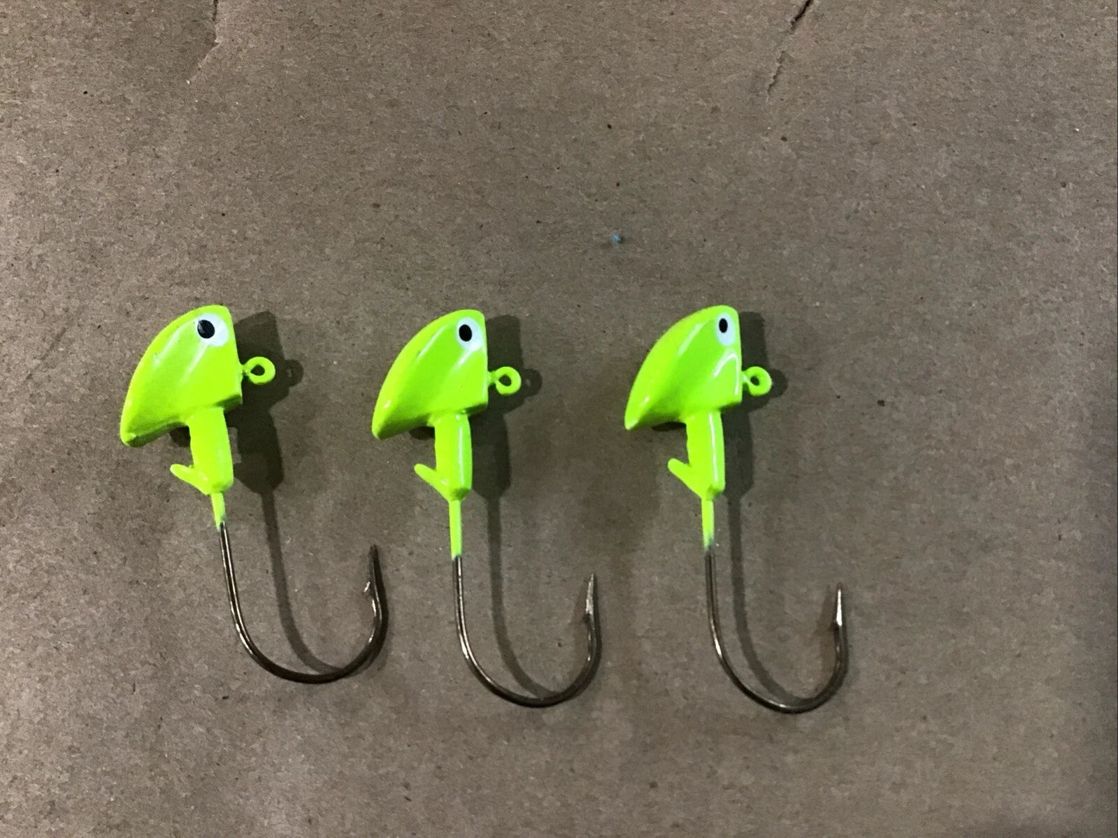 3-Pack Eagle Claw Walleye Jig 3/8Oz ECJH38-FCHT