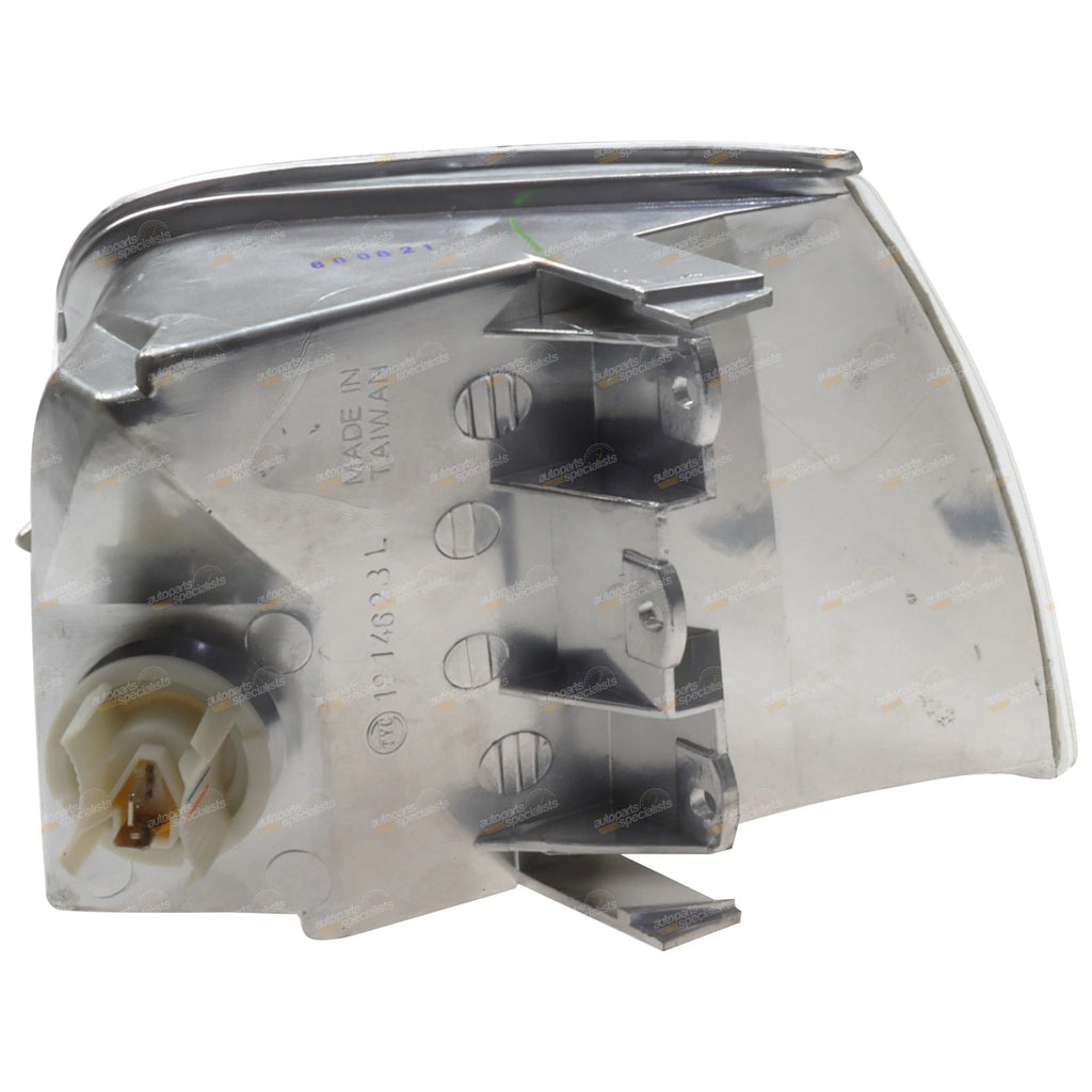 LH Clear Corner Park Indicator Light for Ford Falcon EA EB ED (1988–1994)