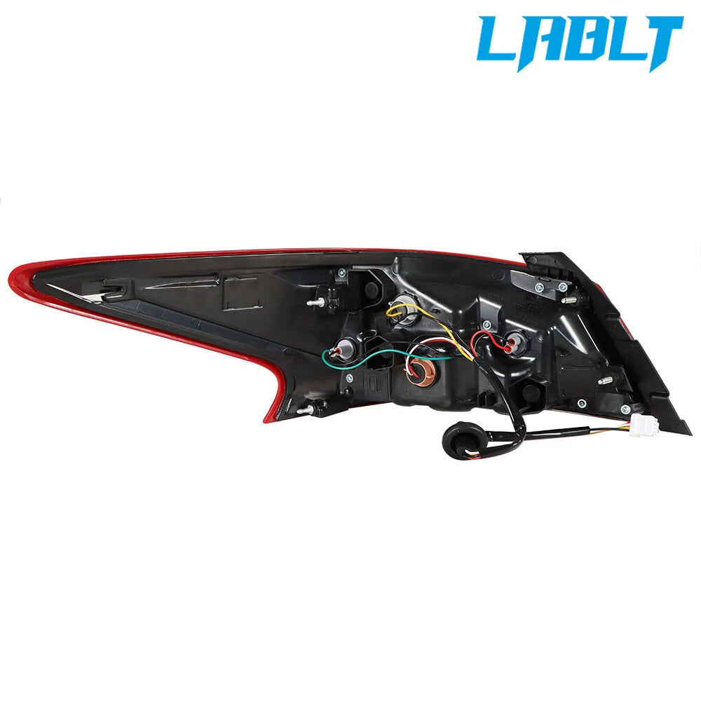 Right Passenger Side Outer Tail Light Lamp for Nissan Altima (2016–2018)