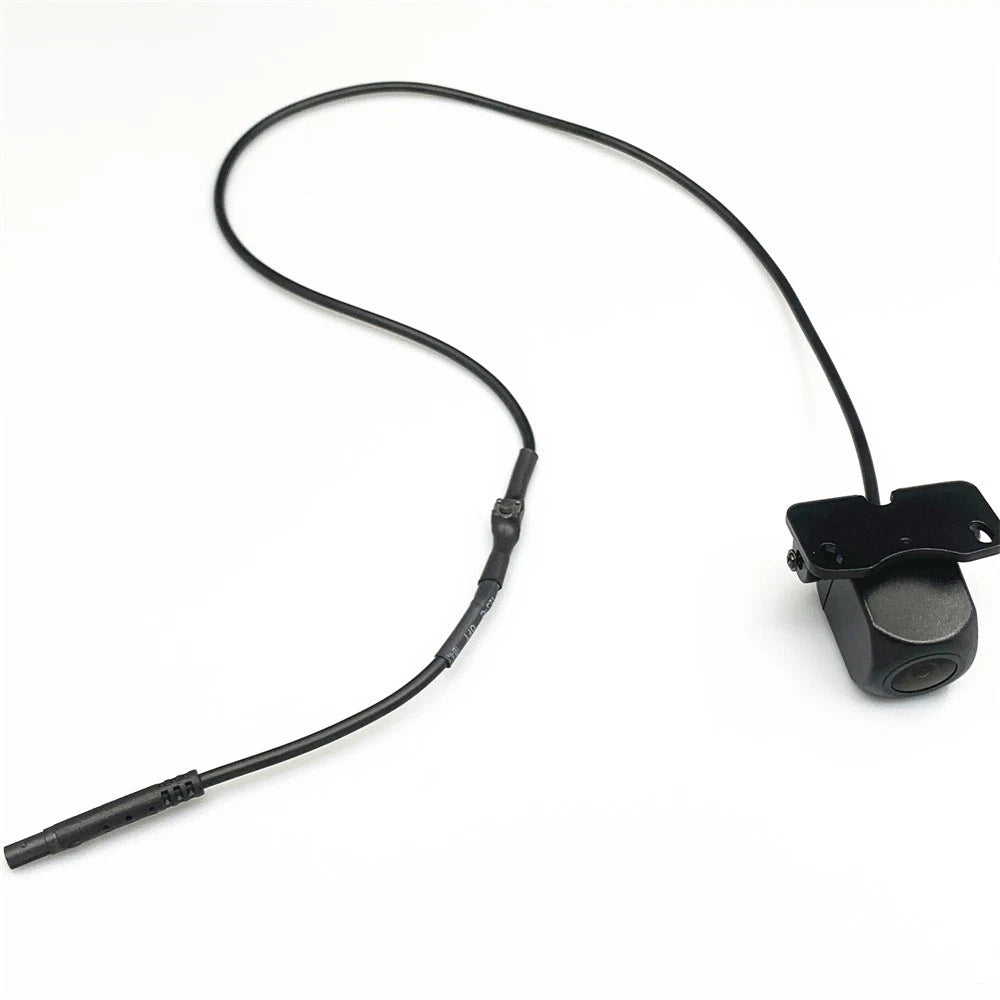 Universal 4-Pin Rear View Backup Camera with 5.5m Cable for Car DVR