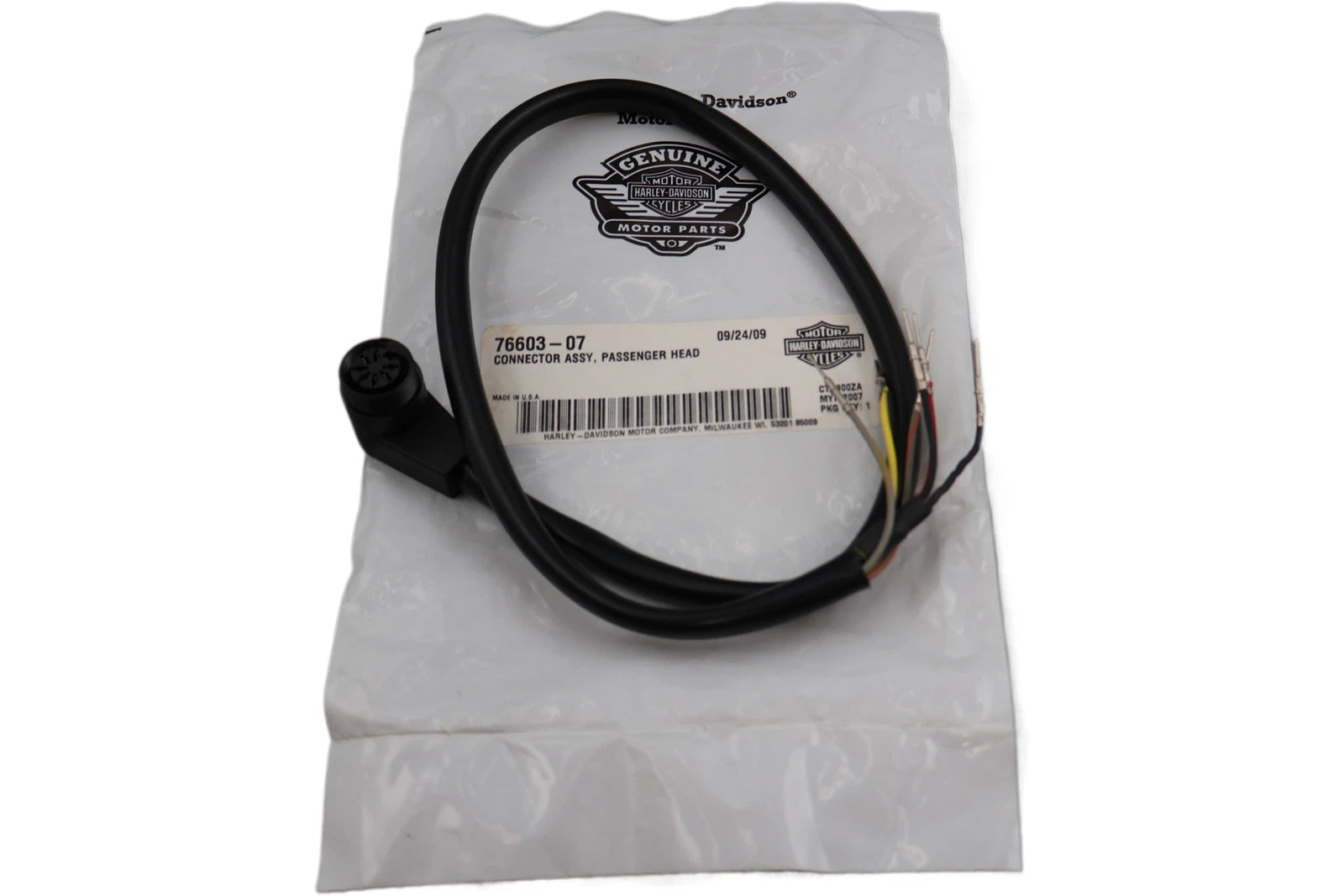 Passenger Headset Connector Assembly for Harley-Davidson (76603-07)