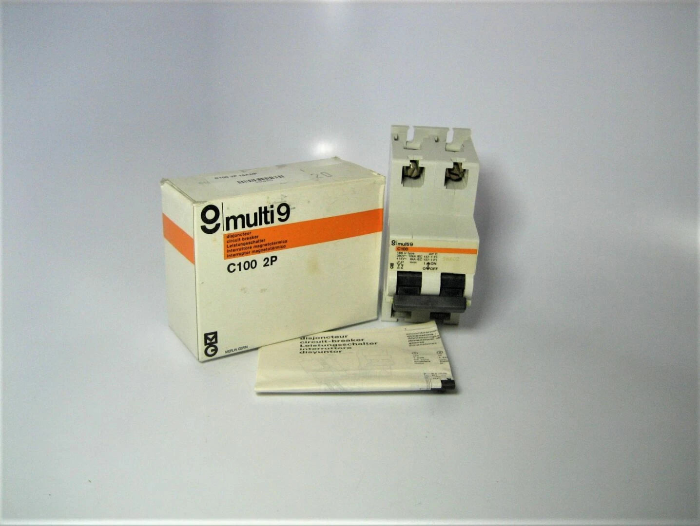 2-Pole 15 Amp Type U Circuit Breaker for Merlin Gerin Multi 9 System (20420)