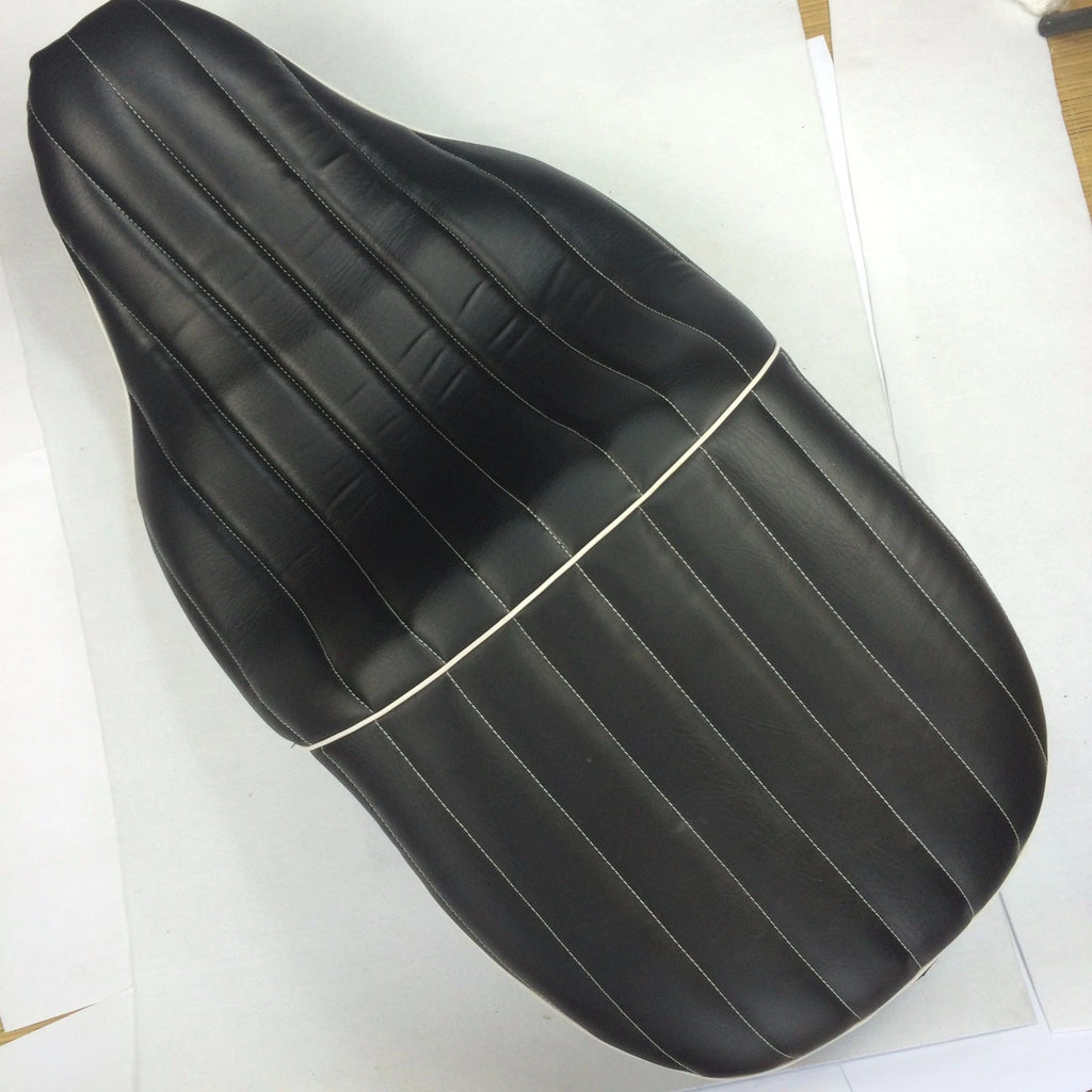 2X Vertical Stripes Seat for Harley Electra Glide (2007–2015)