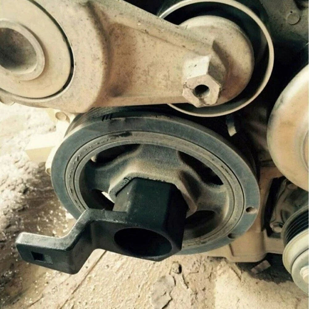 Crankshaft Pulley Tool for Compact Design (Tight Space)