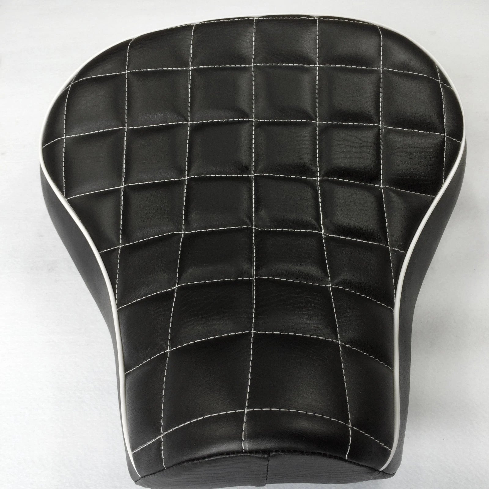 Front Solo Driver Seat for Harley Davidson XL 1200S (2005–2013)