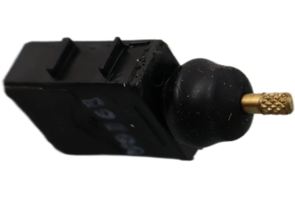 OEM Rear Volume Switch Control for Harley-Davidson Touring (1998–2013) 71834-98
