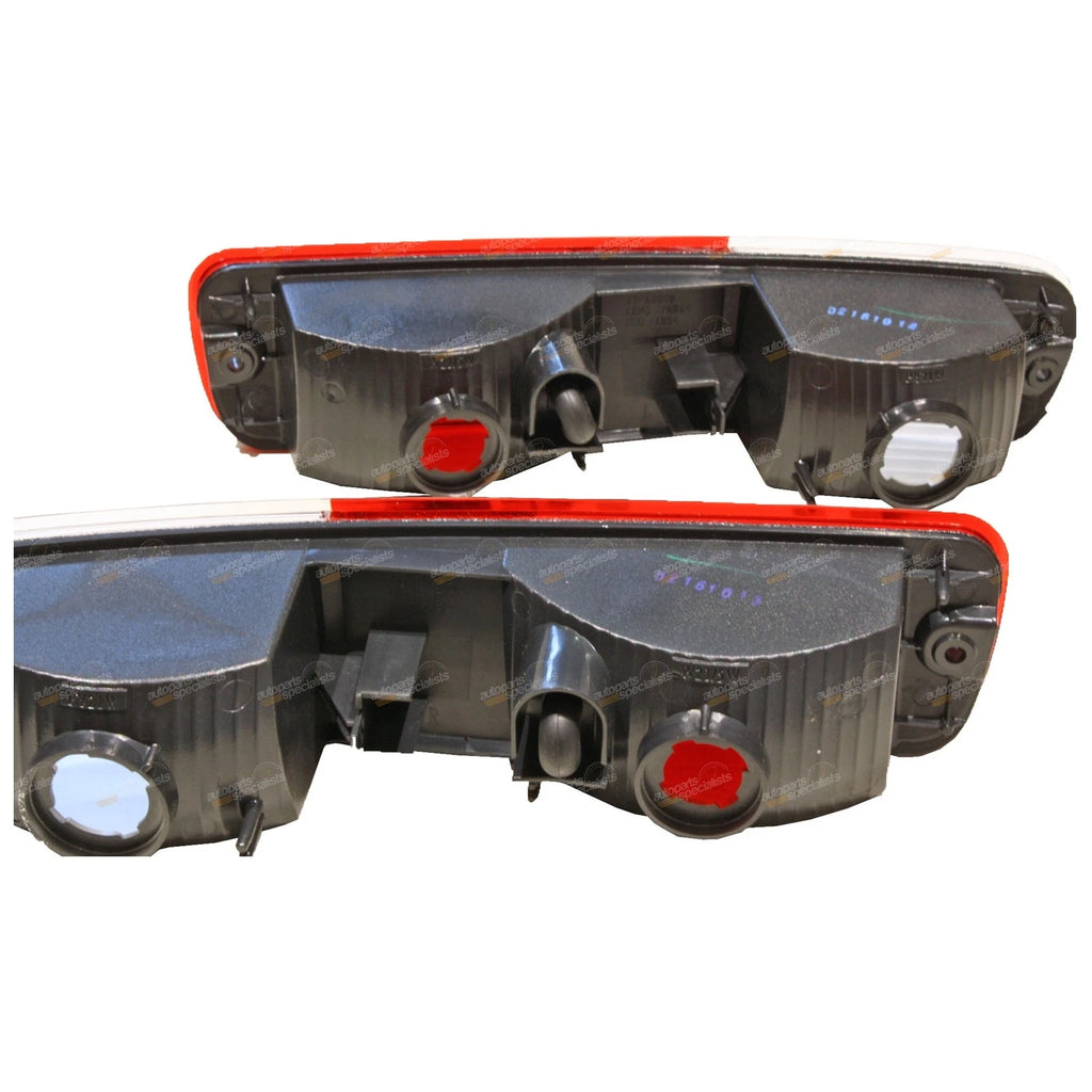Rear Indicator Lights LH+RH Pair for Mitsubishi Pajero (NP)