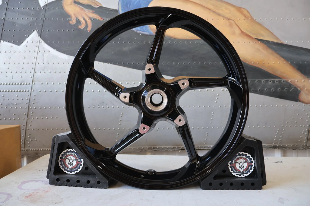 Front Wheel for Harley FXSE Pro Street Breakout (2016–2017) 43300481