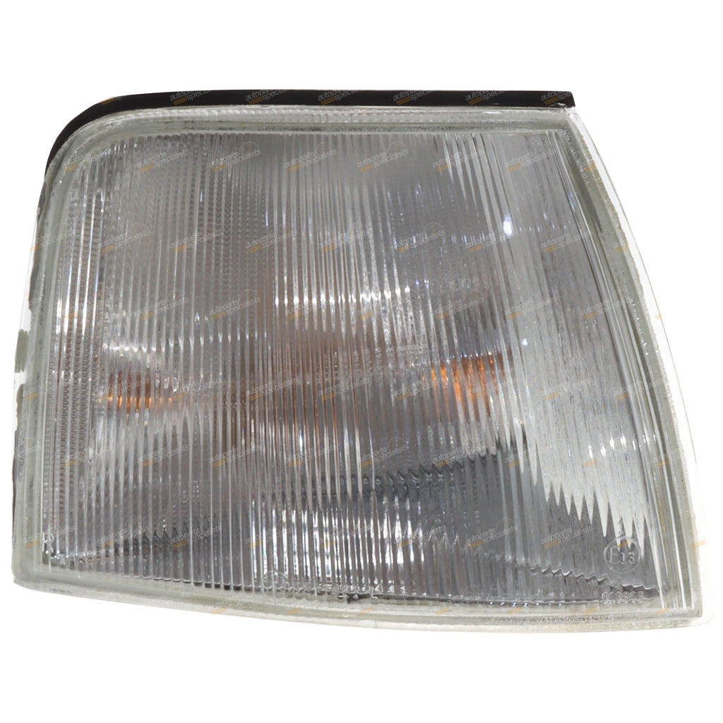 RH Clear Corner Park Indicator Light for Ford Falcon EA EB ED (1988–1994)