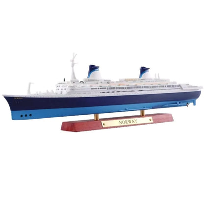 RMS Norway Cruise Ship Model 1/1250 Scale (25.5cm)