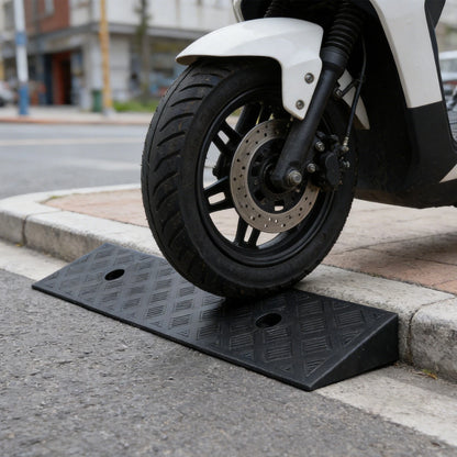 30mm High Rubber Non-Slip Kerb for Cars