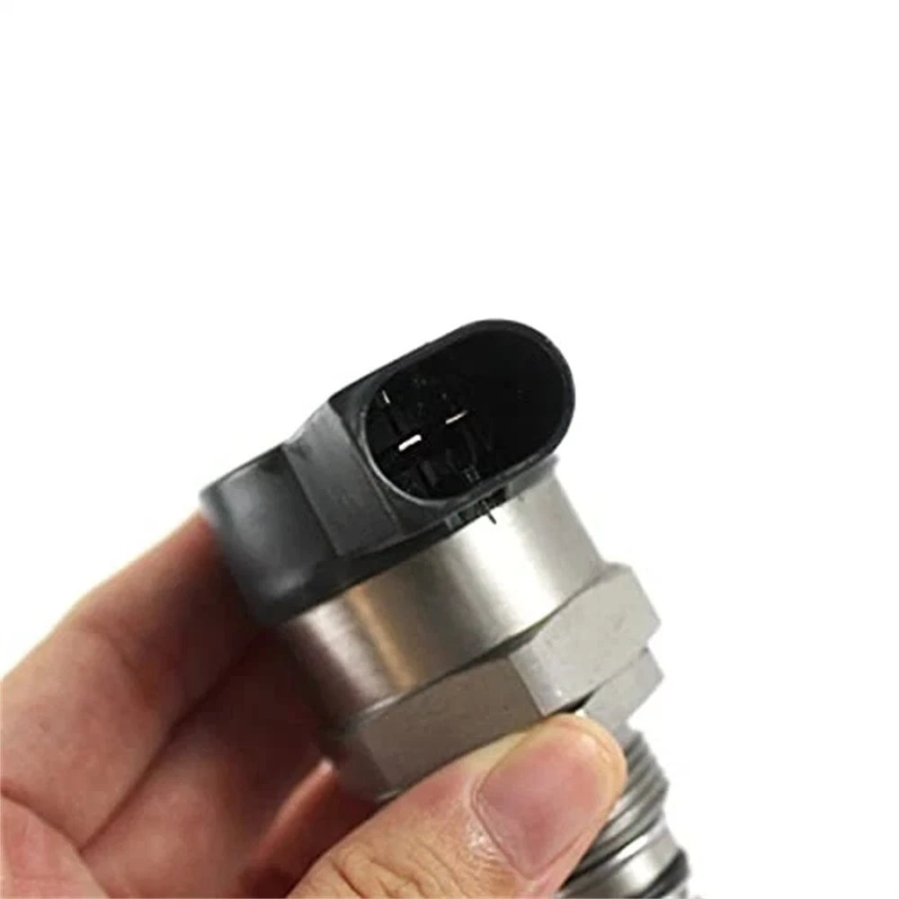 1x Fuel Pressure Regulator For Mercedes E320 Dodge Sprinter 2500 3500 0281002682