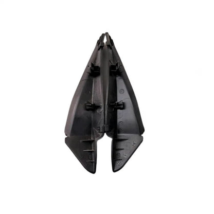 1 Pair Windshield Grille Drain Panel Trim for Mazda 3 (2013–2018)