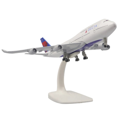 Delta B747 Alloy Model Aircraft Souvenir Display (1:300 Scale)