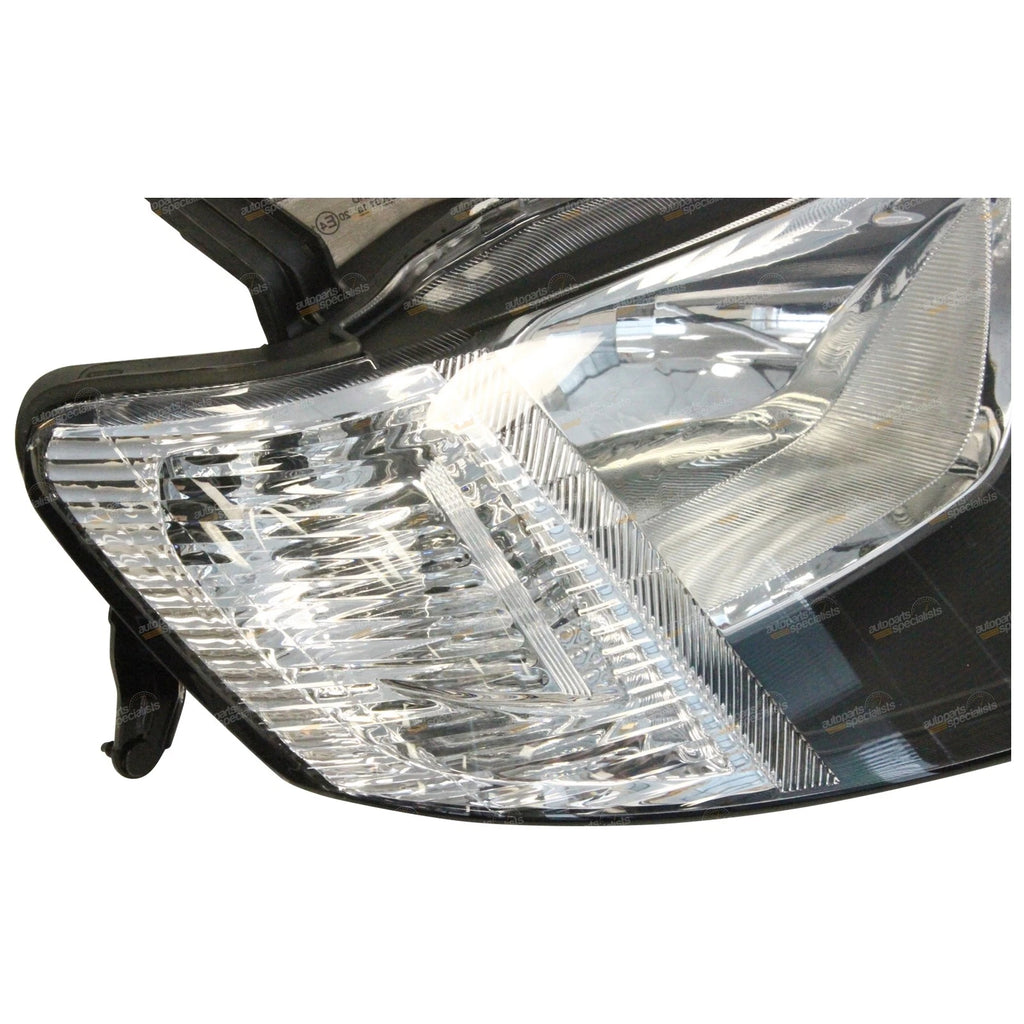 RH Headlight with Clear Blinker for Mitsubishi Triton ML GL GLX (2006–2009)