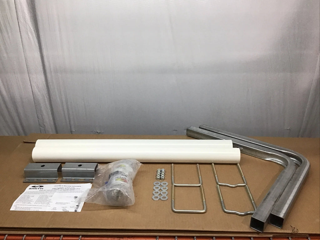 Lighted Post Style Boat Trailer Guides for CE Smith (Used)