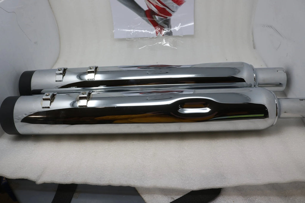 SuperTrapp Stout Mufflers Chrome/Black for Harley (2017–2025)