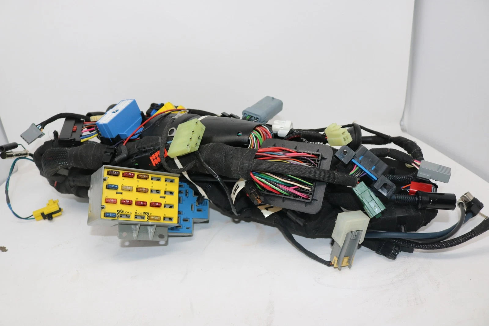 OEM Instrument Panel Wiring Harness for Dodge Viper RT/10 GTS (1997)