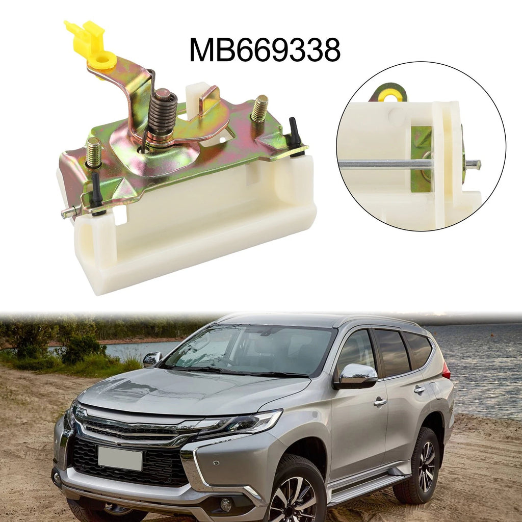 Rear Boot Door Handle for Mitsubishi NM (2000–2004)