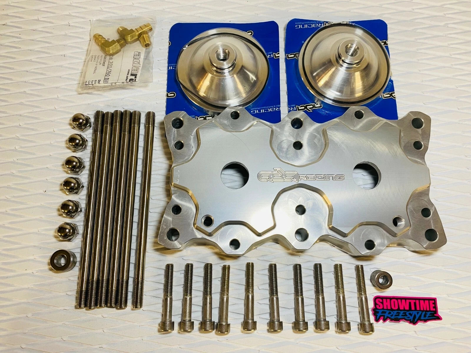 Yamaha Superjet Waverunner 701 ADA Head Kit Silver (1992–1997)