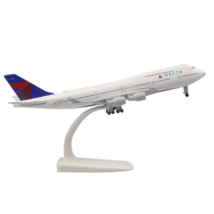 Delta B747 Alloy Model Aircraft Souvenir Display (1:300 Scale)