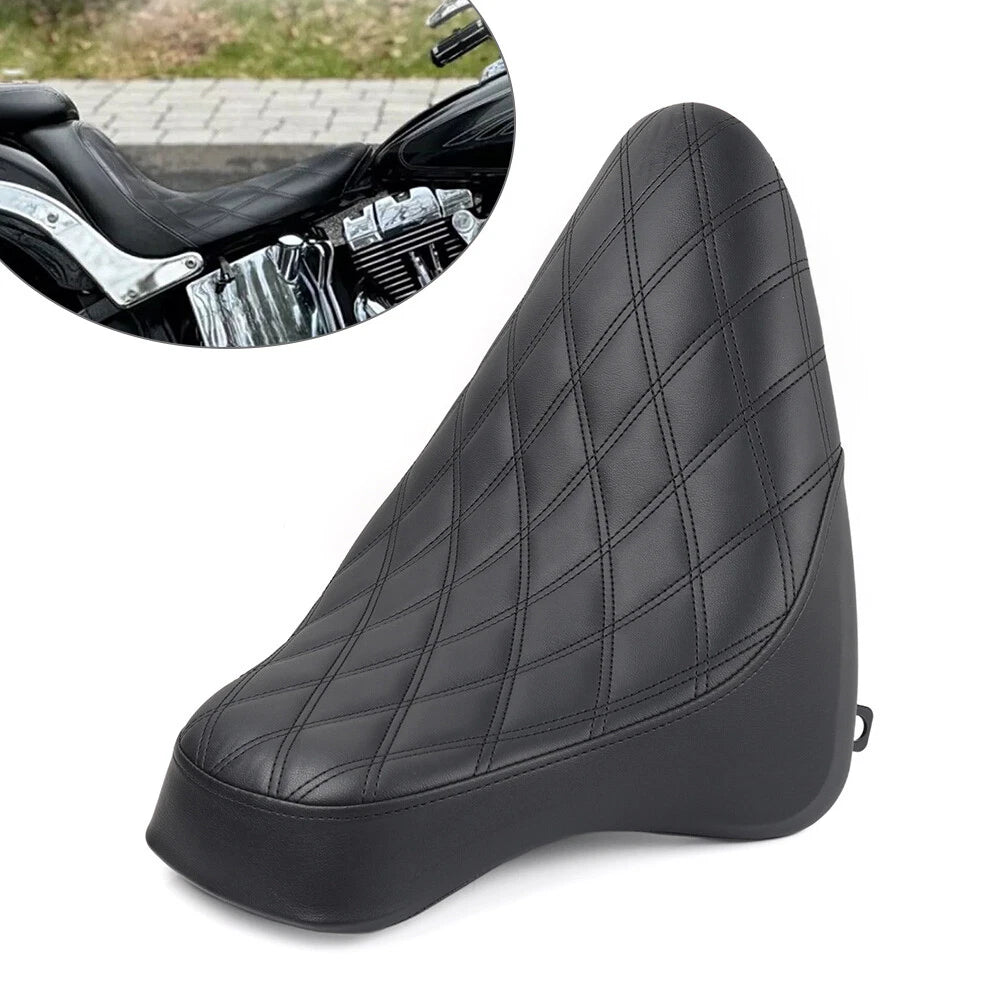 Front Driver Butt Bucket Solo Seat for Harley Softail Fat Boy (2000–2007)