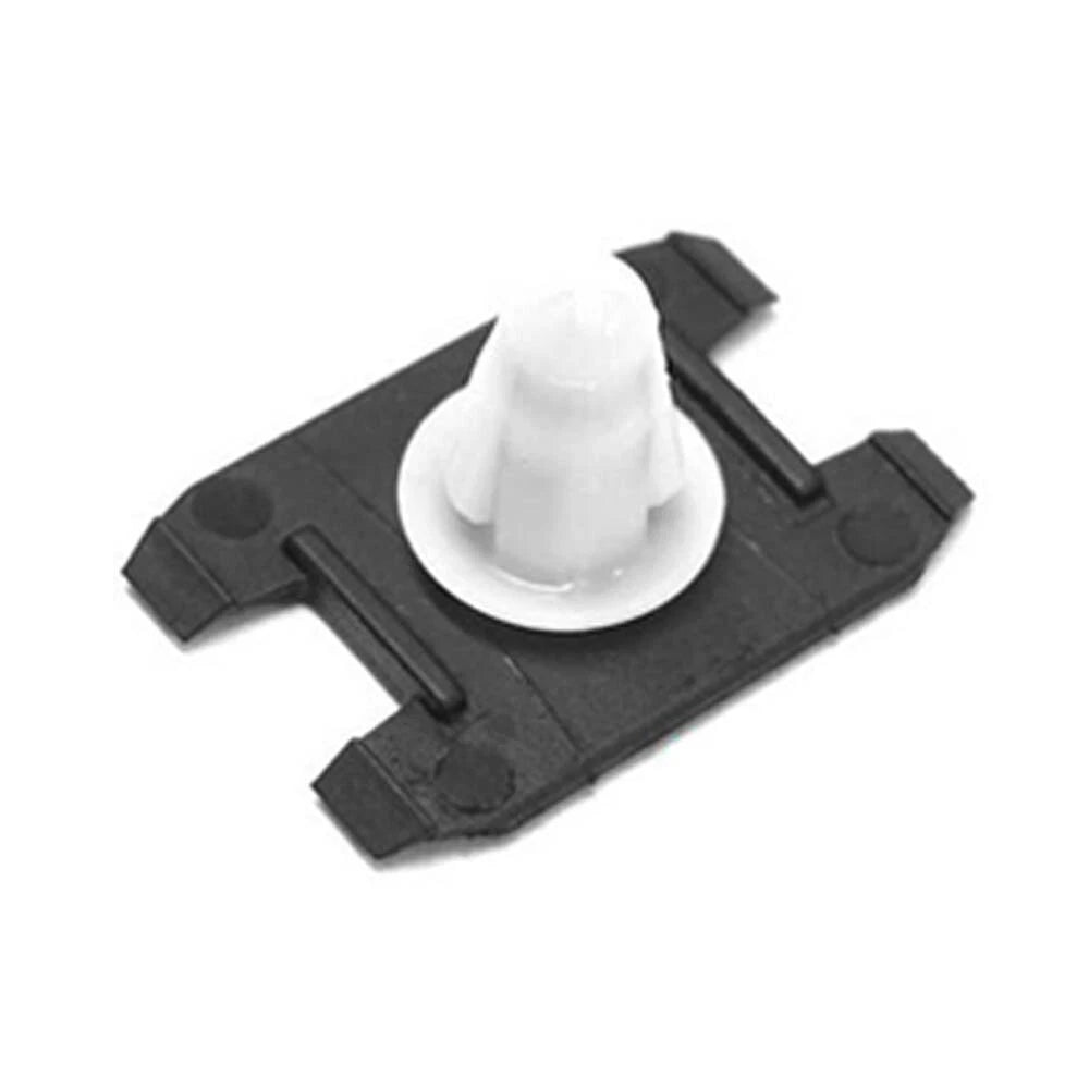 Fender Wheel Flare & Rocker Molding Retainer Clip for BMW 750iL (1995–2001)