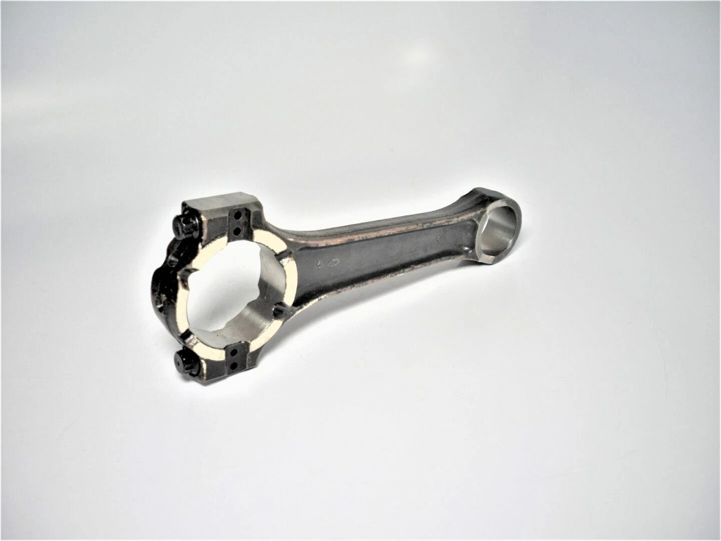 Connecting Rod Assembly for Evinrude (5009635)