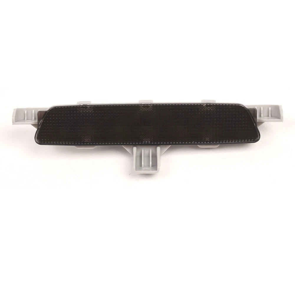 Brake Light Assembly Rear High Mount Light 21.75.55CM Size ABS Material