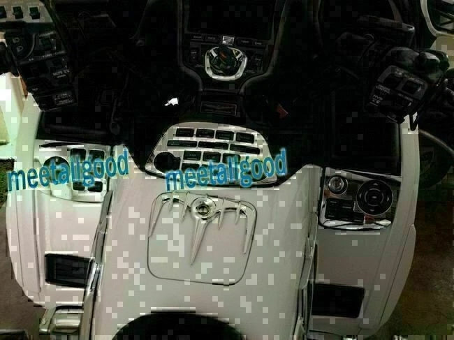 New Chrome Fairing Right Side Control Accent For Honda Goldwing GL1800 2001-2011