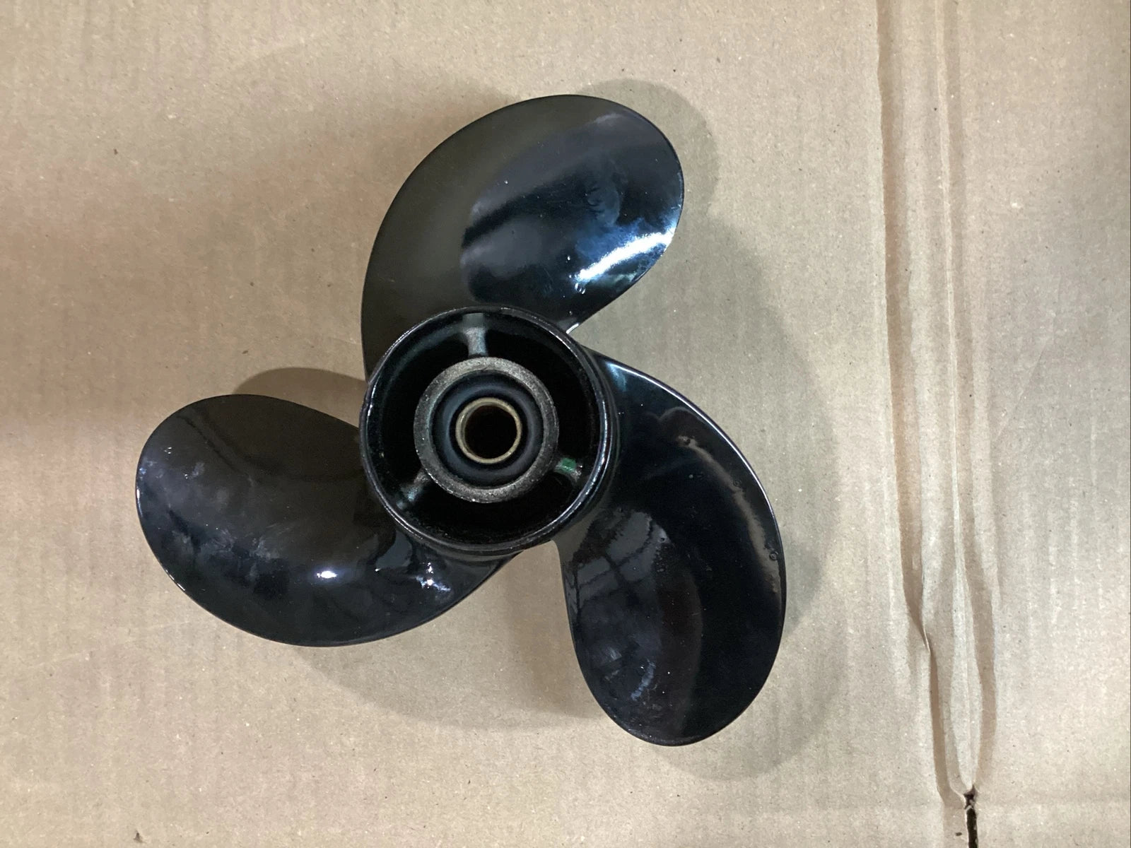9x8P Black Max Propeller for Mercury (48-828154A12)