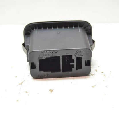 LR025424 Powered Tailgate Release Switch for Land Rover Range Rover Evoque (2012–2019)