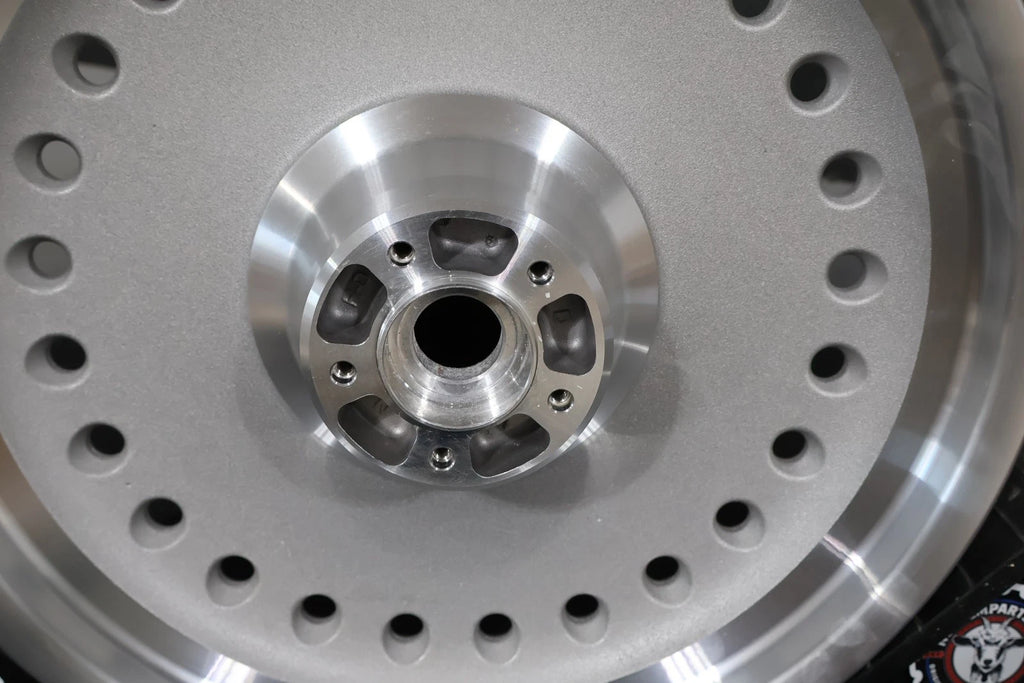 41038-07 Front Wheel for Harley-Davidson FLSTF Softail Fatboy (2007)