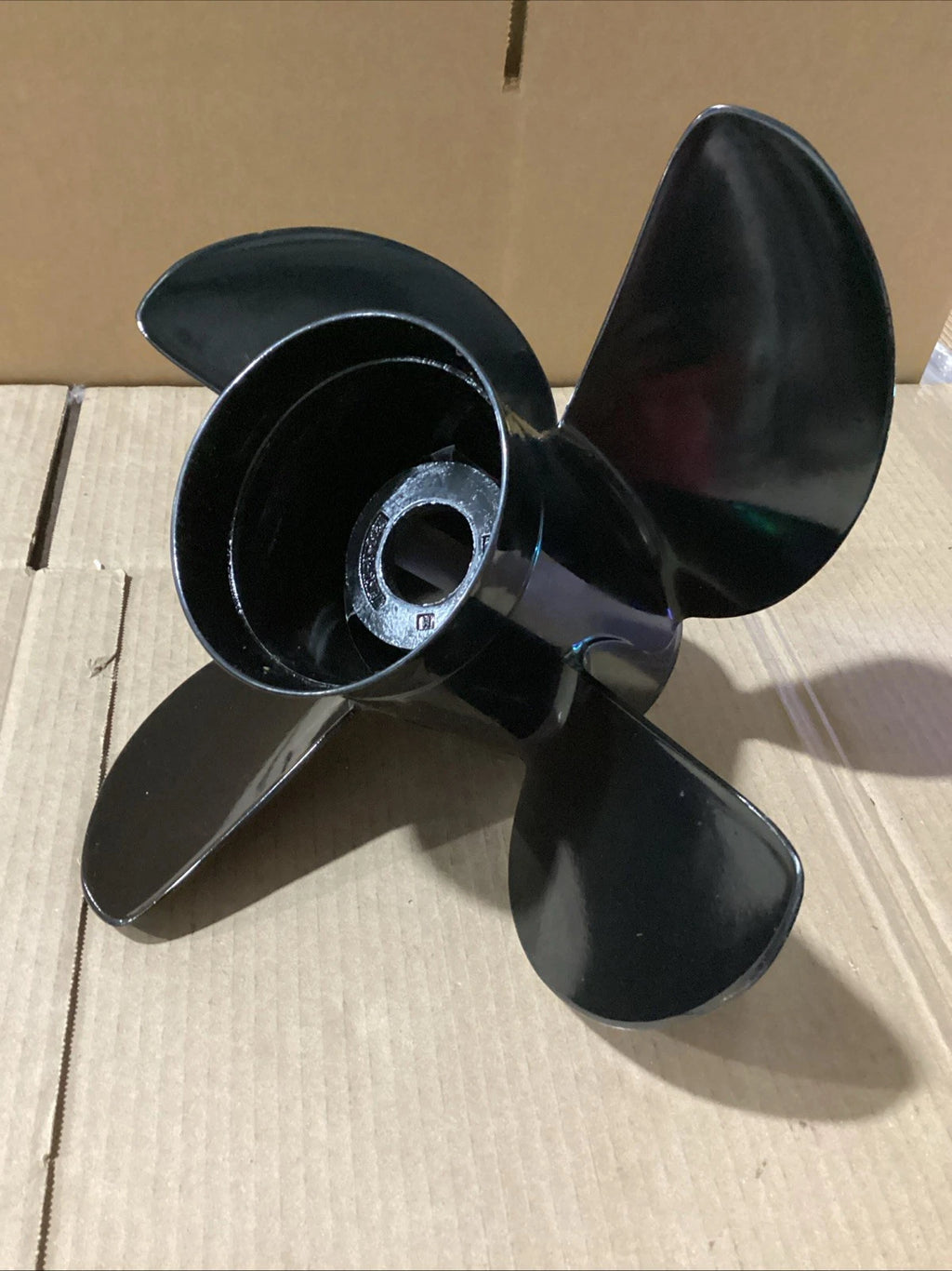 Spitfire 14x21P Propeller for Mercury (48-8M0084496)