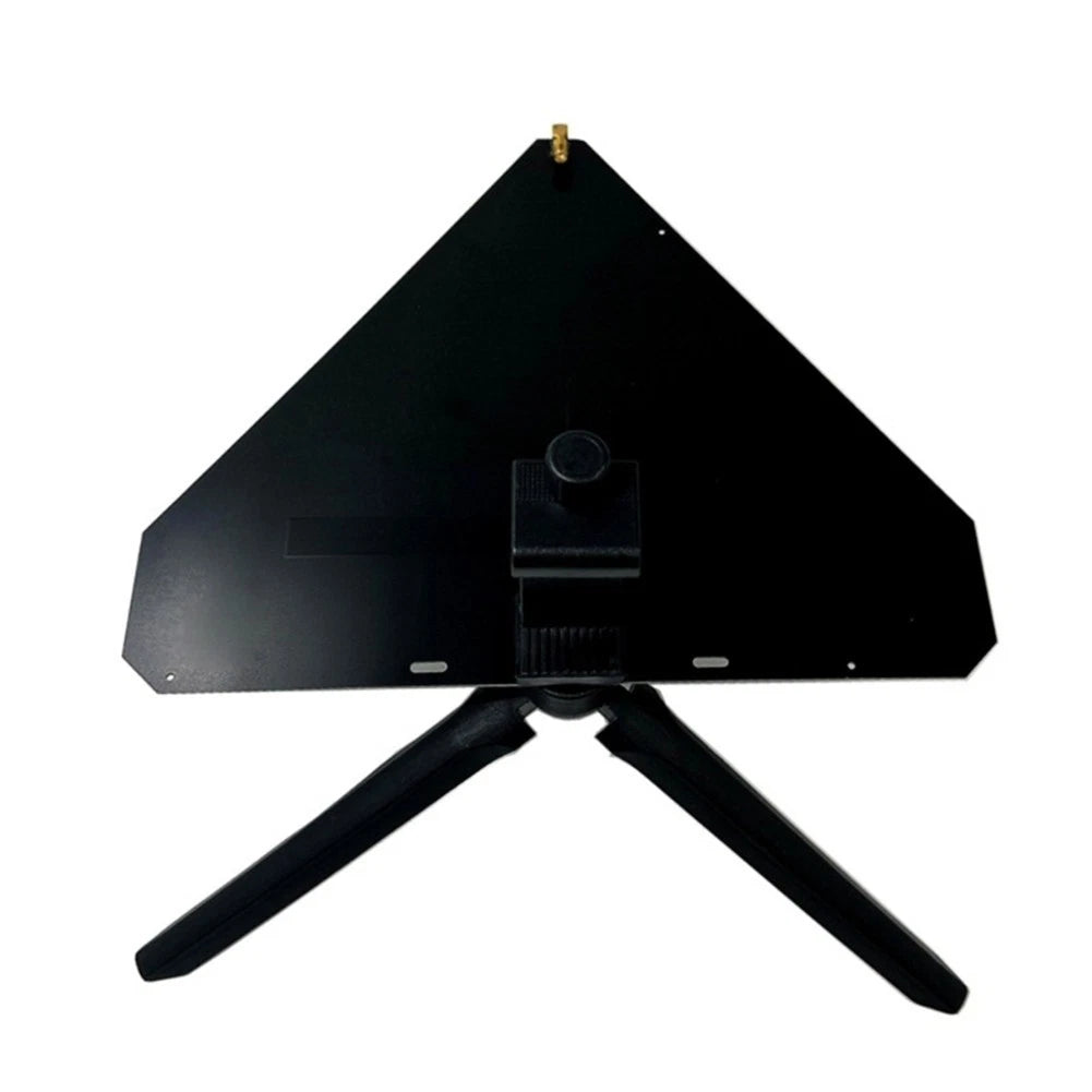 Log-Periodic Antenna for Spectrum Receiver (400MHz - 8GHz)