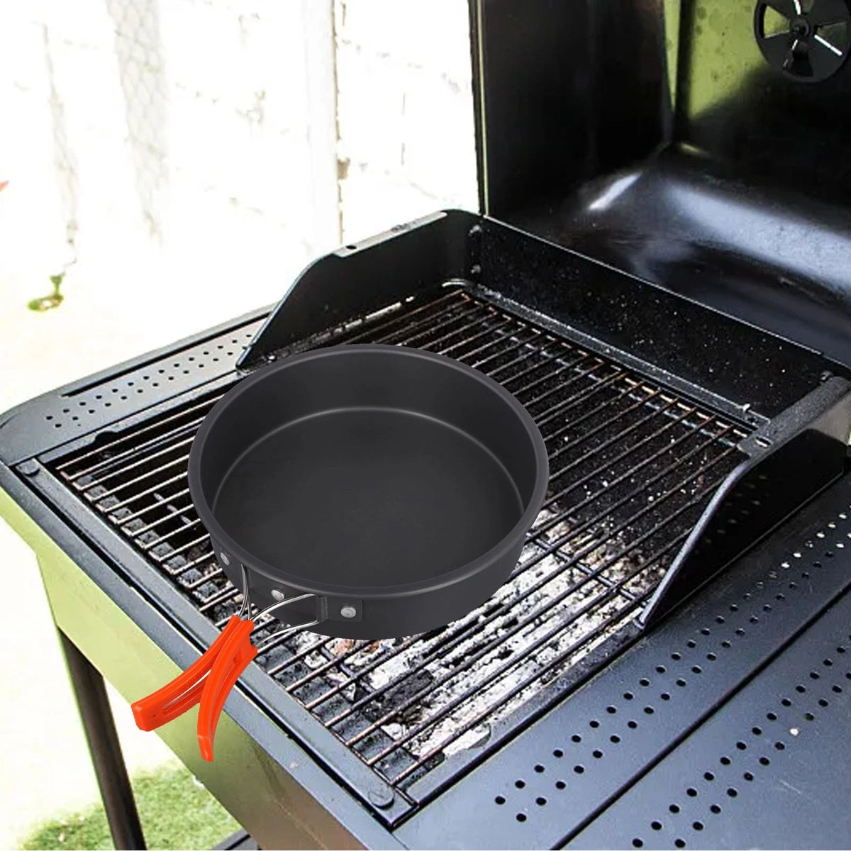 Foldable Cooking Pan for 23 People - Portable & Compact Design