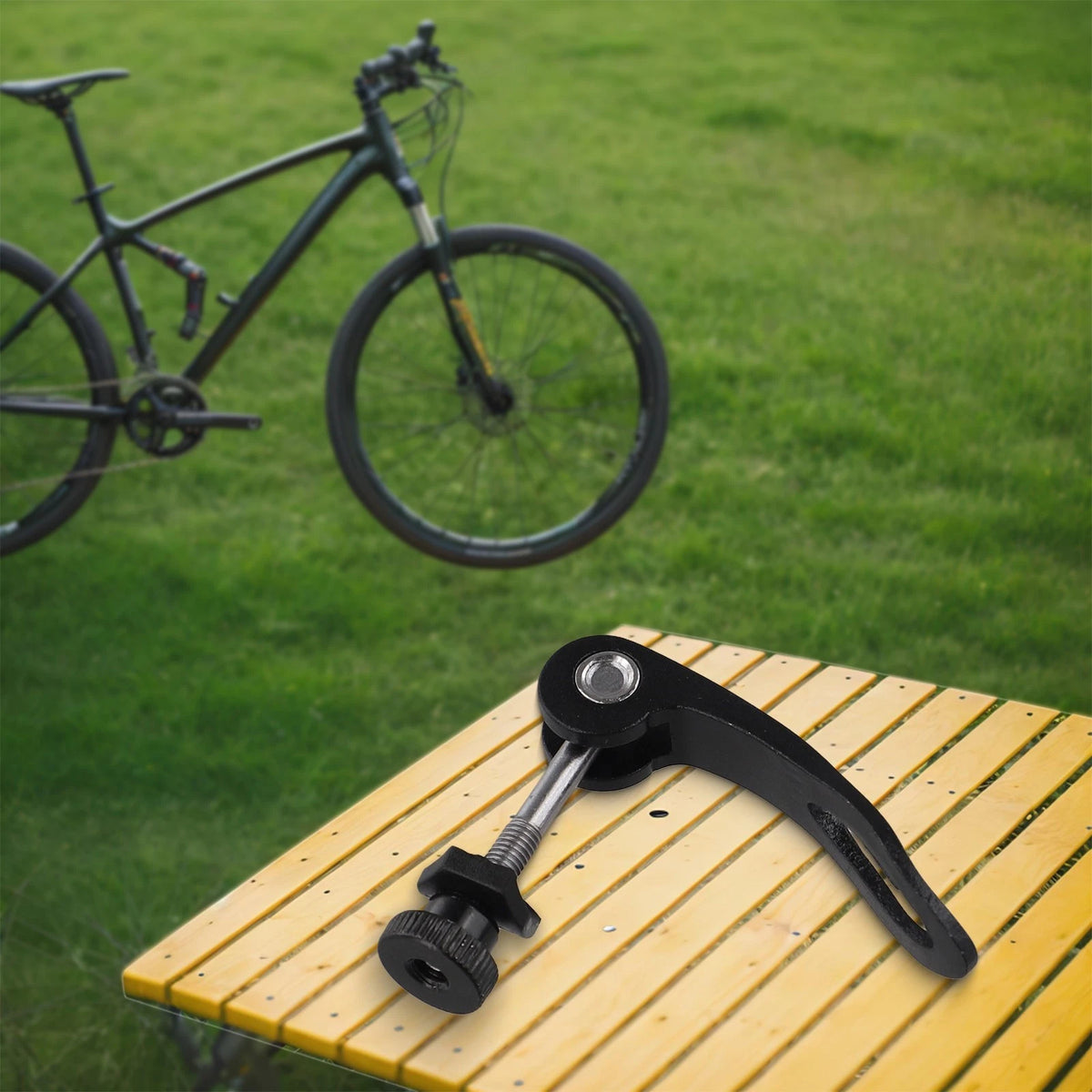 Aluminum Alloy Bike Seatpost Clamp M5 Thread - Black
