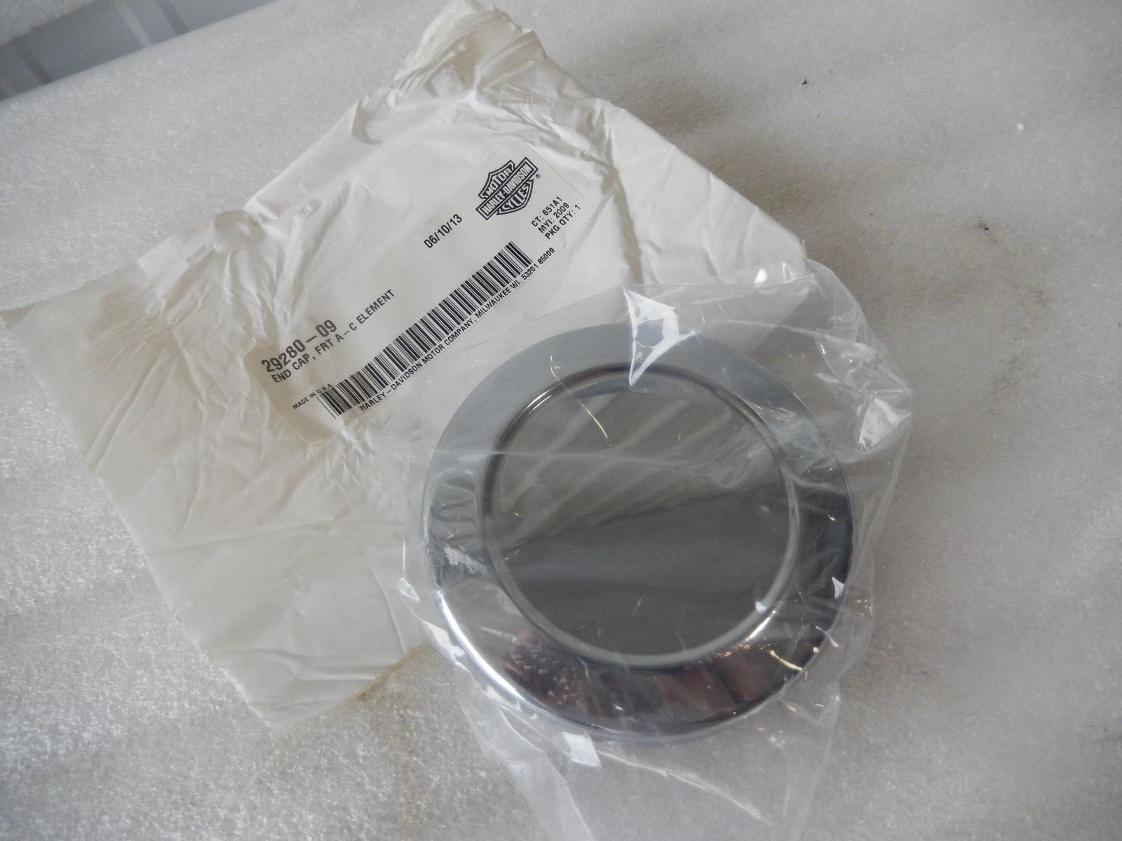 Front Air Cleaner Element End Cap for Harley-Davidson (OEM 29820-09)