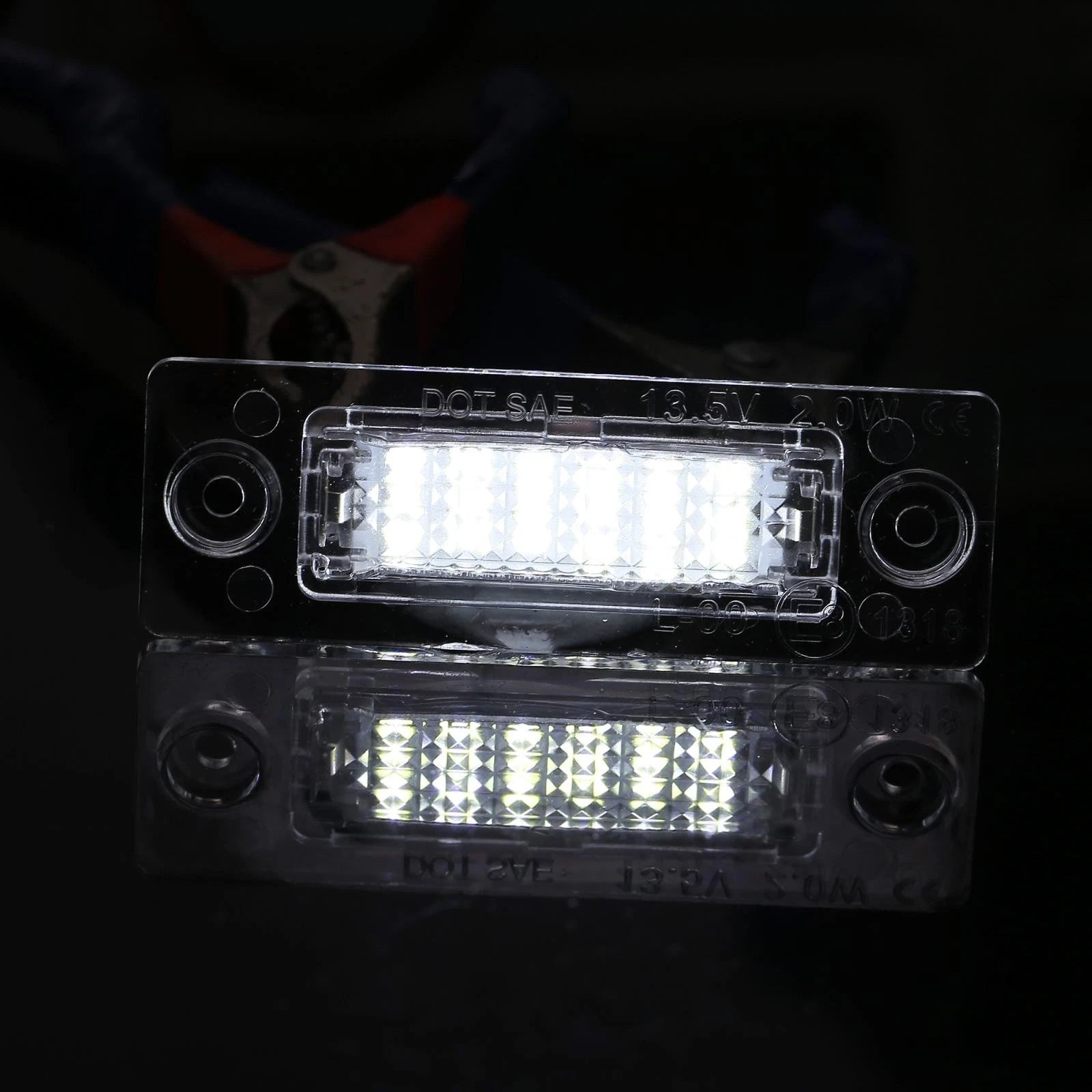 LED License Plate Light Set Replacement for Volkswagen Passat Jetta Golf (2)