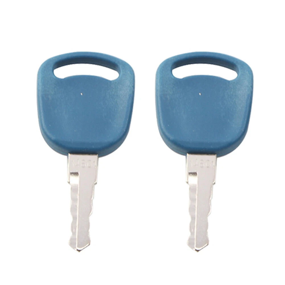 2 pcs Ignition Keys for New Holland Tractor (82003267)