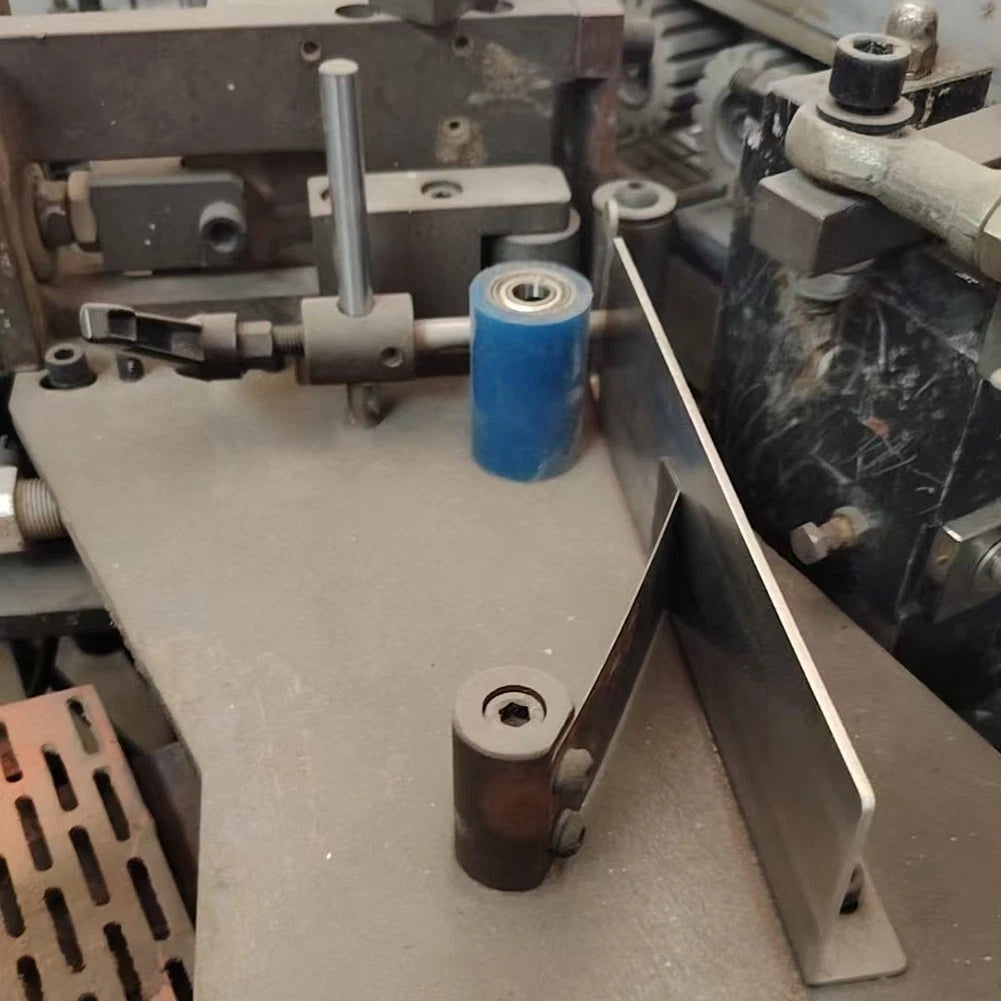 Blue Rubber Roller for Automatic Edge Banding Machine (6x4x4cm)
