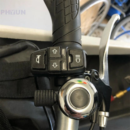 3-in-1 Headlight Horn Indicator Light Switch for Motorcycle Scooter (12V)